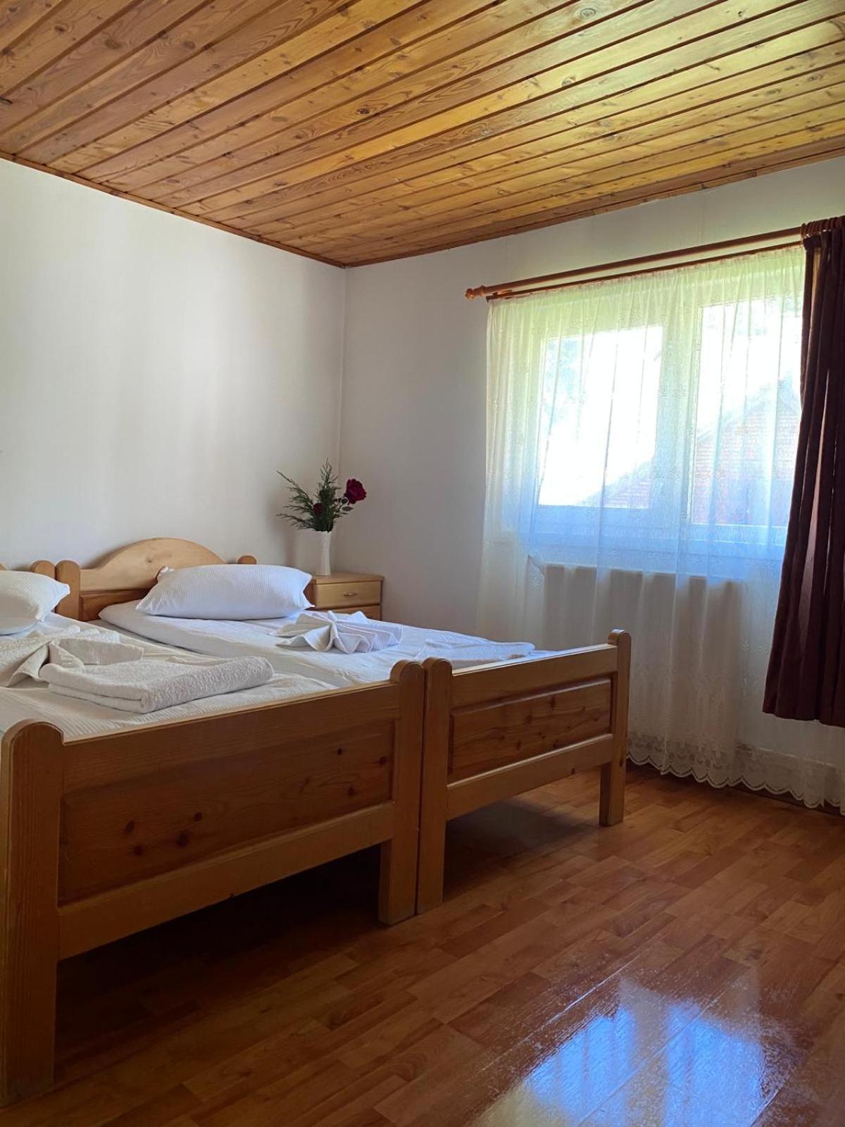 Casa de Vacanţă Vârtop Exterior foto